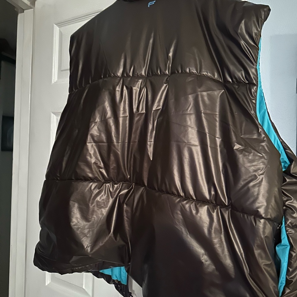 Fabletics puffer vest - Picture 4 of 4
